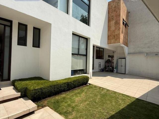 VENTA CASA EN CALLE CERRADA LOMAS DE LAS AGUILAS