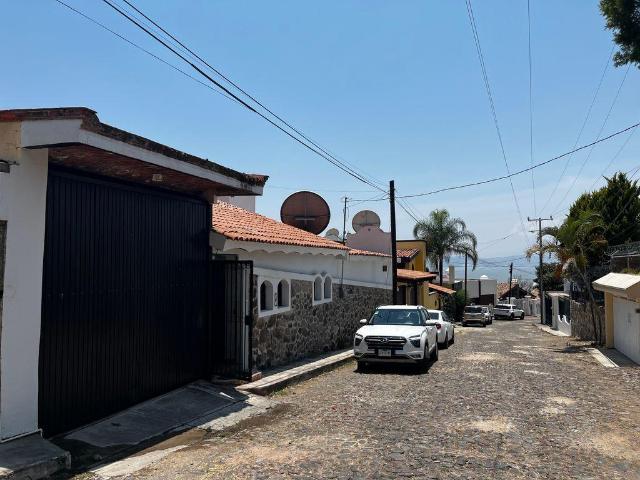 VENTA CASA EN CHULAVISTA AJIJIC, SAN ANTONIO TLACAYAPAN CHAPALA