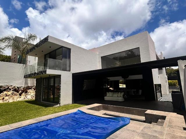 VENTA Casa en CLUB DE GOLF LA GRAN RESERVA Ixtapan de la Sal, Estado de M?xico con ALBERCA Y SPA