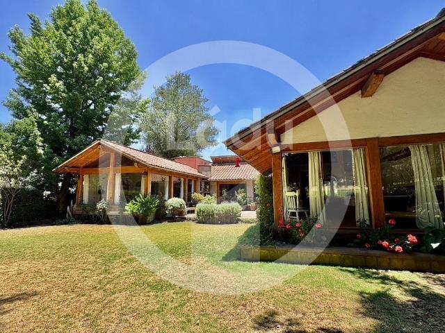 Venta Casa en Club de Golf LOS ENCINOS
