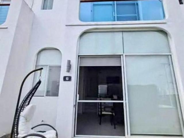 VENTA CASA EN CLUB NÁUTICO TEQUESQUITENGO