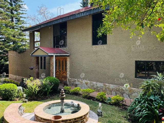 Venta Casa en Colonia Del Bosque V391