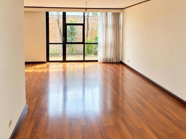 VENTA CASA EN COLONIA LA PAZ