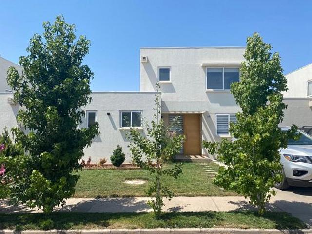 VENTA CASA EN CONDOMINIO 3HAB 3BA CONDOMINIO LA CATANA SANTA FILOMENA, COLINA, CHILE