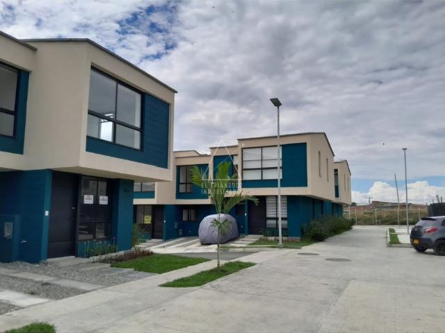 Venta Casa En Condominio Cerrado En La Tebaida