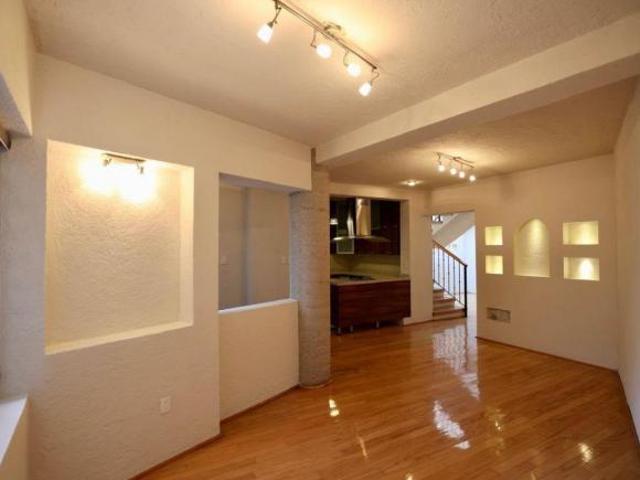 Venta casa en condominio en San Angel