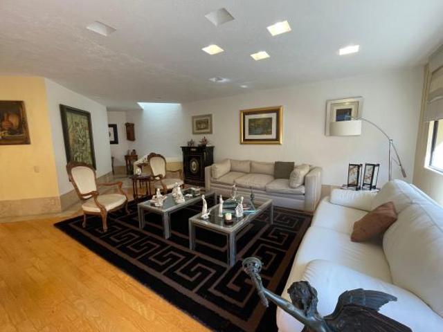 VENTA O RENTA CASA EN CONDOMINIO EN TIZAPAN SAN ANGEL