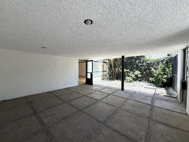 VENTA CASA EN CONDOMINIO EL ROSARIO, COYOAC?N CON PATIO