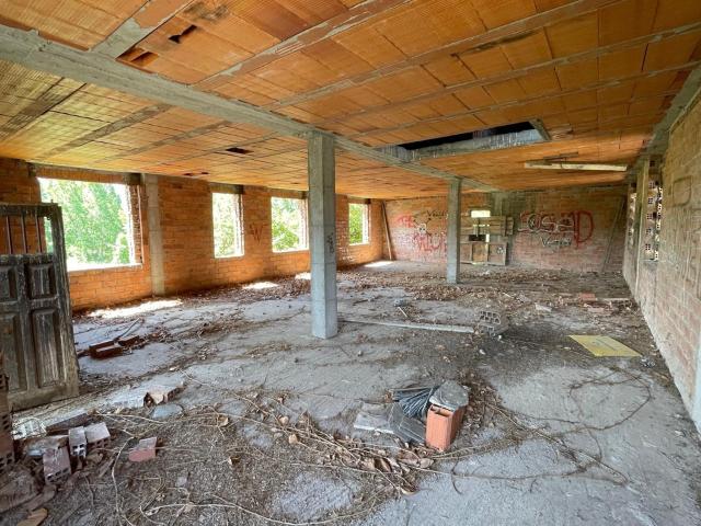 VENTA CASA EN CONSTRUCCIÓN ZONA LA MARTINA EN PONFERRADA
