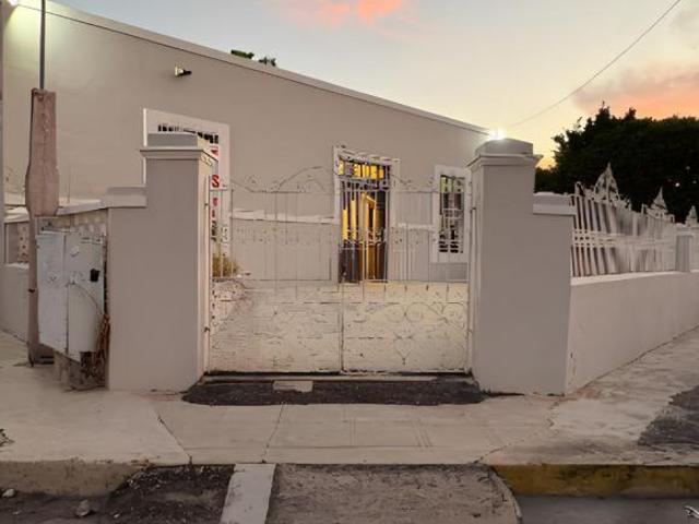 VENTA CASA EN ESQUINA EN CENTRO MERIDA