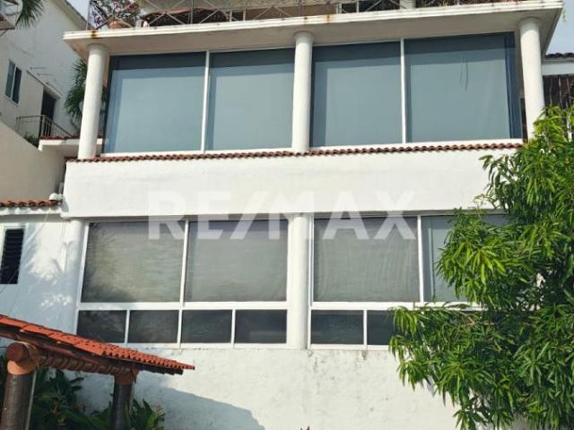 VENTA CASA EN FRACC. CONDESA EN ACAPULCO