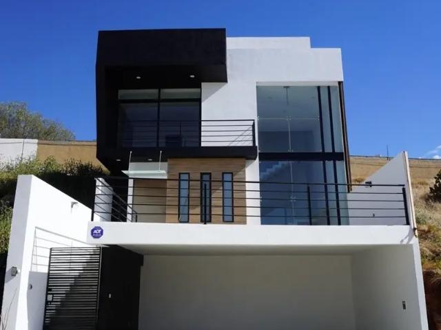 Venta Casa en Fraccionamiento Bellavista Vilaloma Atizapán Estado de México