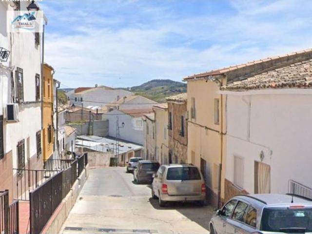 Venta casa en Huelma Jaén