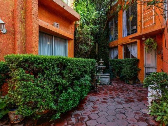 VENTA CASA EN LA COLONIA SANTA URSULA XITLA
