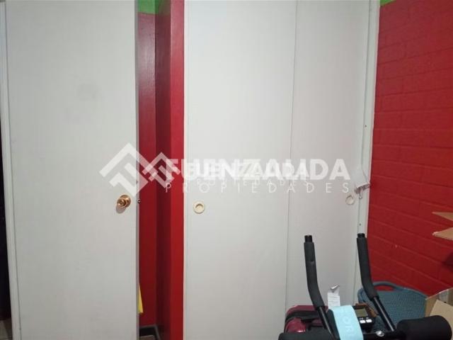 Venta casa en Lampa, 6 dormitorios, 2 baños, Larapinta | 6 dormitorios por 3400.00 en Lampa