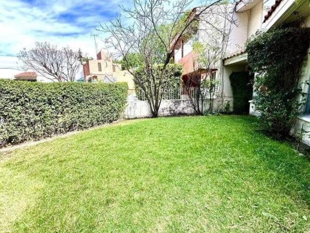 Venta casa en Lomas de las Palmas