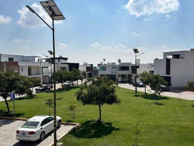 Venta Casa en Lombardía, Irapuato Guanjuato
