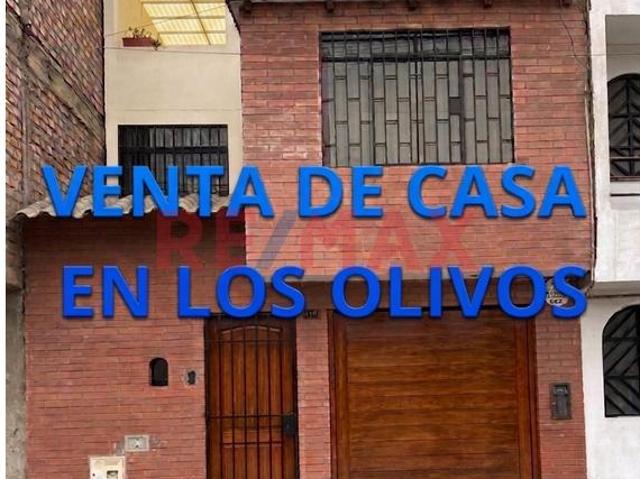 Venta Casa En Los Olivos 217M2