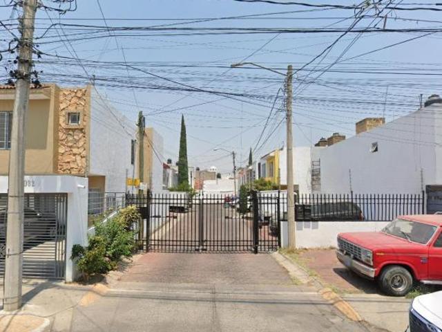 VENTA CASA EN PARQUES DEL NILO GUADALAJARA JALISCO