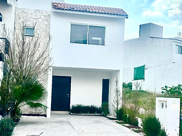 VENTA CASA EN PEDREGAL DE SCHOENSTATT, CORREGIDORA, QUERETARO