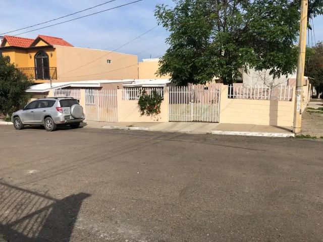 VENTA CASA EN PLAYAS DE TIJUANA COSTA HERMOSA
