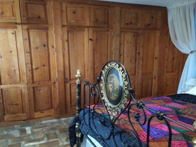 VENTA CASA EN PLENA NATURALEZA. VILLALUENGA