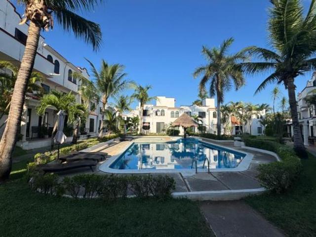 VENTA CASA EN PORTOFINO SM 18 CANCUN