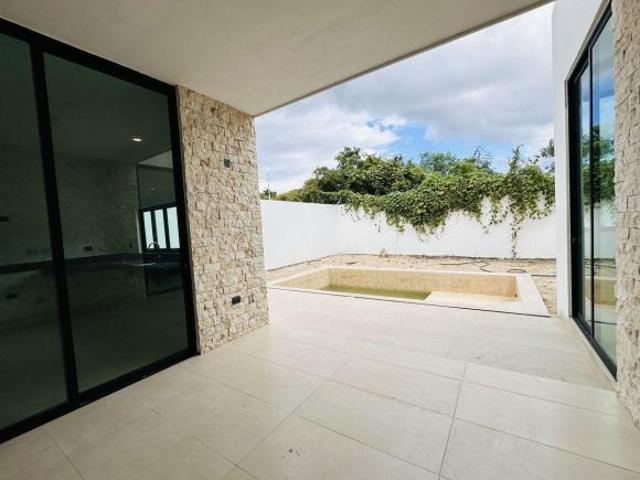 VENTA CASA EN PRIVADA en Conkal