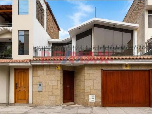 Venta Casa En Salamanca Alt. Cuadra 13 Av. Quechuas