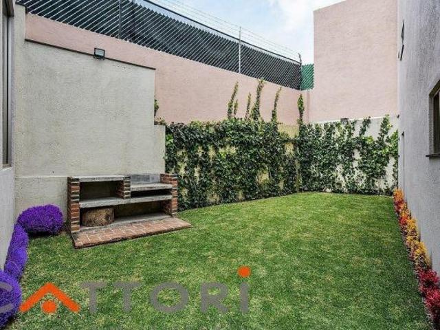 VENTA CASA EN SAN JERÓNIMO LOMAS QUEBRADAS