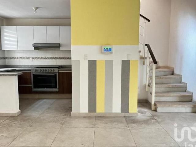 VENTA CASA EN SAN PEDRO TOTOLTEPEC EDO MEX SE ACEPTAN OFERTAS