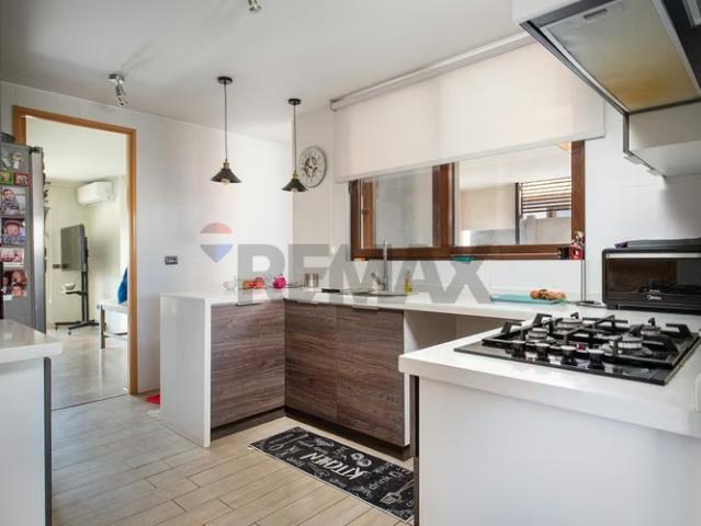 Venta casa en santa elena chicureo | 3 dormitorios por 9650.00 en Colina