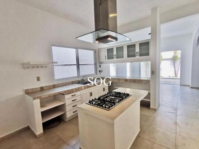 VENTA CASA EN SM 17 CANCUN CENTRO