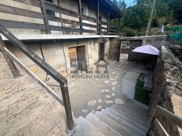 VENTA CASA EN TOÉN