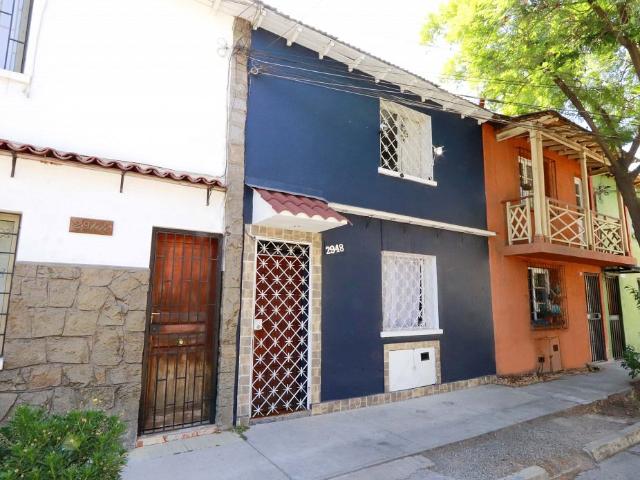 VENTA CASA EN VILLA LOS MUSICOS, SAN JOAQUIN, OPORTUNIDAD