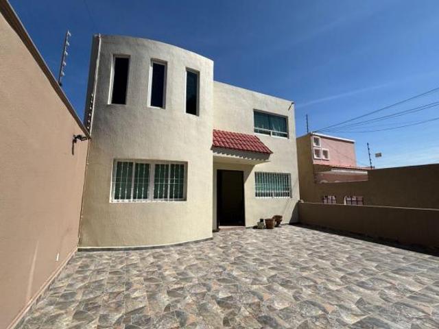 VENTA CASA EN VISTA DEL VALLE CON HABITACION EL PRIMER PISO Y BAÑO COMPLETO