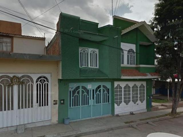 Venta Casa Enrique Rangel, INFONAVIT Deportiva Juventud, Zacapu, Mich A S F GM