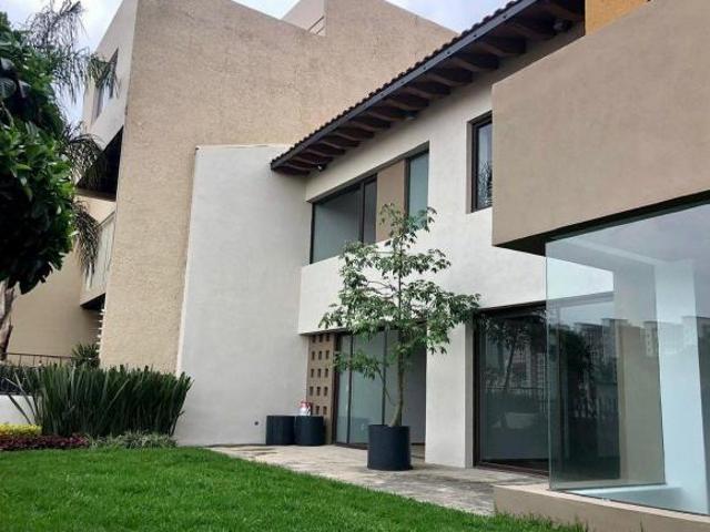 VENTA CASA ESPECTACULAR EN MARTIN CABALLERO INTERLOMAS