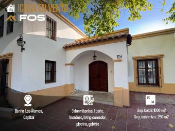 Venta. Casa Estilo Colonial De 3 Dormitorios Y Piscina. Capital