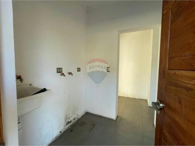 Venta casa estilo colonial en curicó | 5 dormitorios por 10300.00 en Curicó