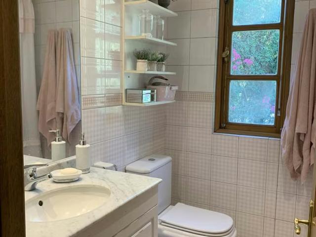 Venta casa estilo inglés frente al santiago college, los trapenses | 6 dormitorios por 34500.00 en Lo Barnechea