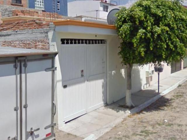 Venta Casa Francisco Frías Alcocer, Mision de Sta Sofia, Candiles, Qro. A S F D Z