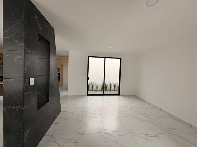 VENTA CASA FRACC. EL SUSPIRO ATRAS DE PLAZA SAN DIEGO