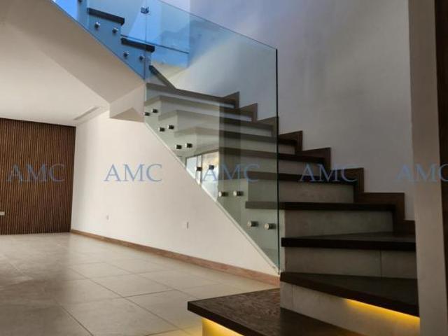 VENTA | Casa Frente a parque en Fraccionamiento Asturias Residencial