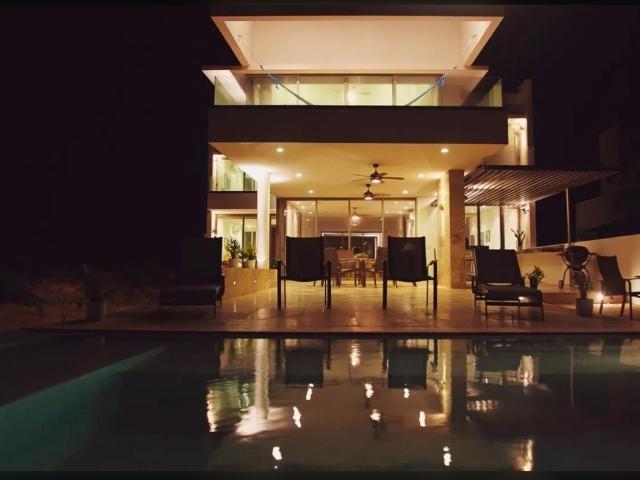 Venta Casa frente al mar con Dise?o Exclusivo San bruno