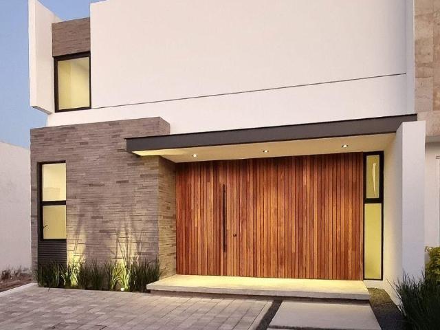 VENTA CASA GRAND JURIQUILLA