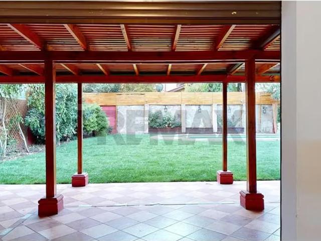 Venta | casa | huechuraba | 4 dormitorios por 10000.00 en Huechuraba