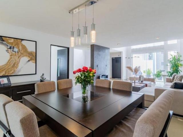 VENTA CASA JARDIN VISTA ARBOLADA CONDADO SAYAVEDRA