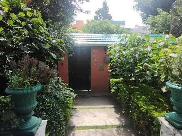 VENTA CASA JARDINES DE COYOACÁN, COYOACÁN CON TERRAZA