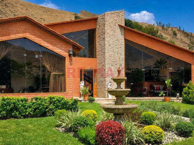 Venta Casa La Molina 4 Habitaciones 5 Baños 840 M² 4 Cocheras